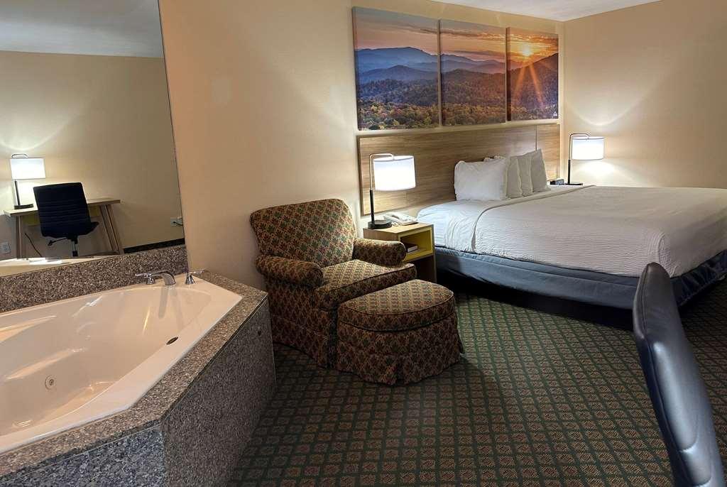 Hotel Days & By Wyndham 2*
